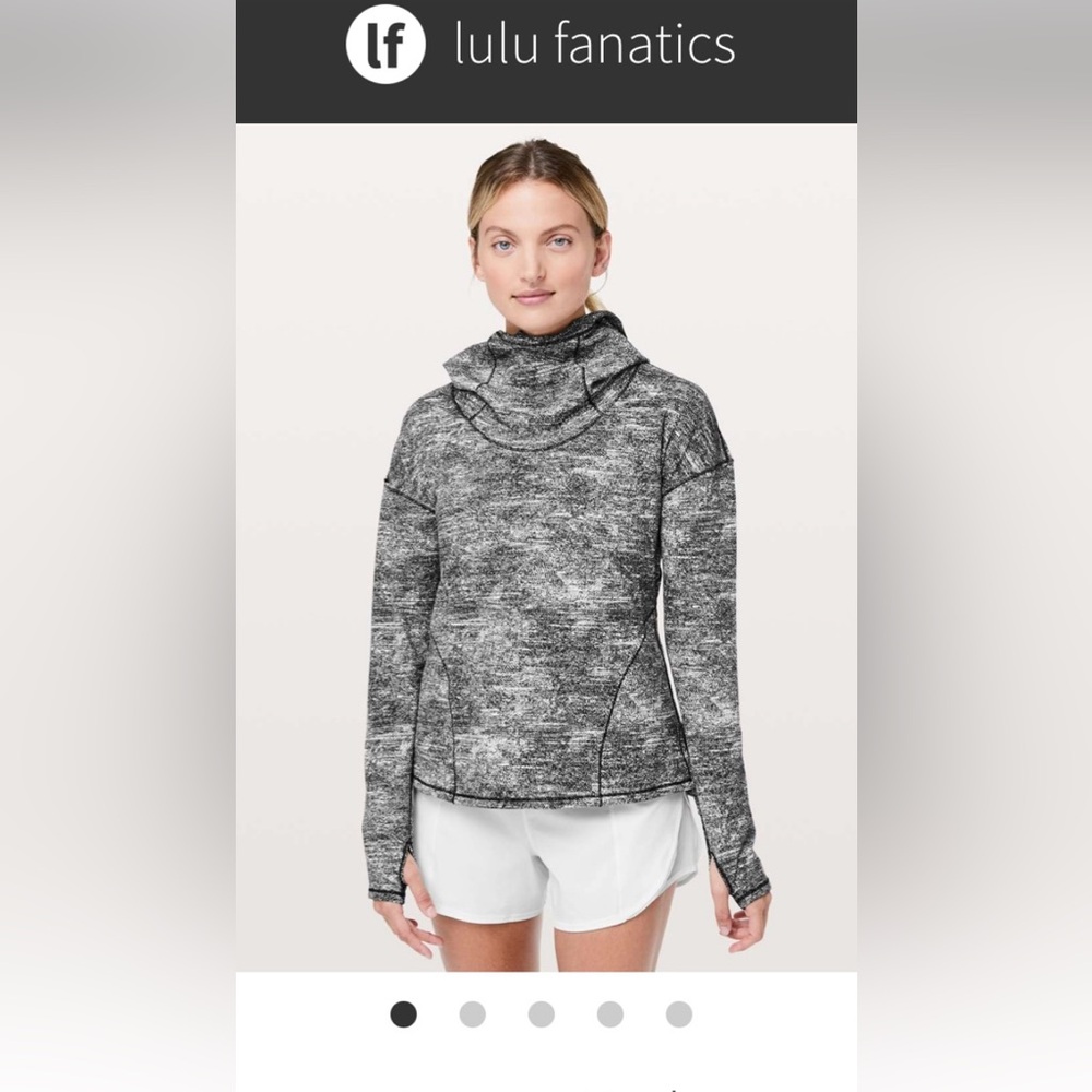 Lululemon Forever Endeavour Long Sleeve
Rush Jacquard Black White size 8